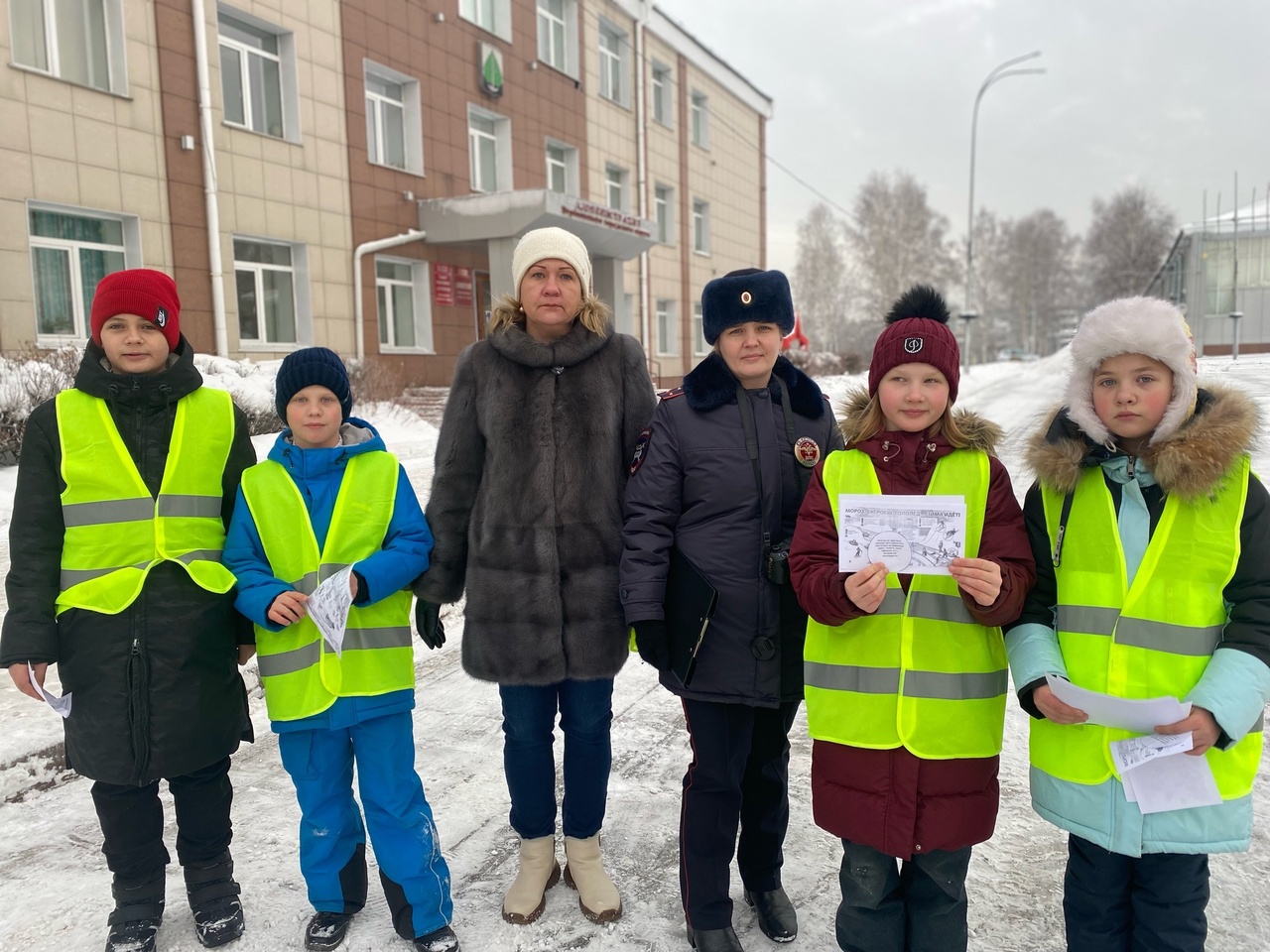 Город.акция по ПДД  (7).jpg